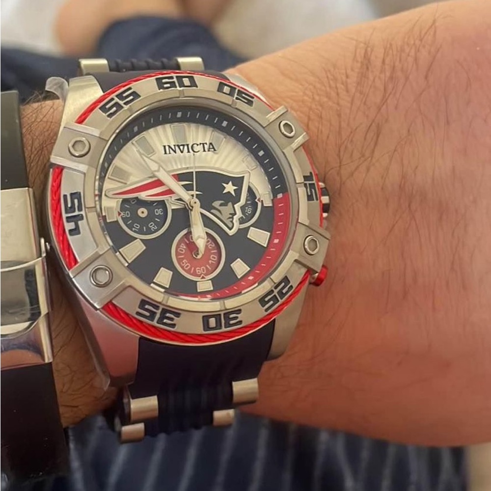 Nice invicta NFL patriot